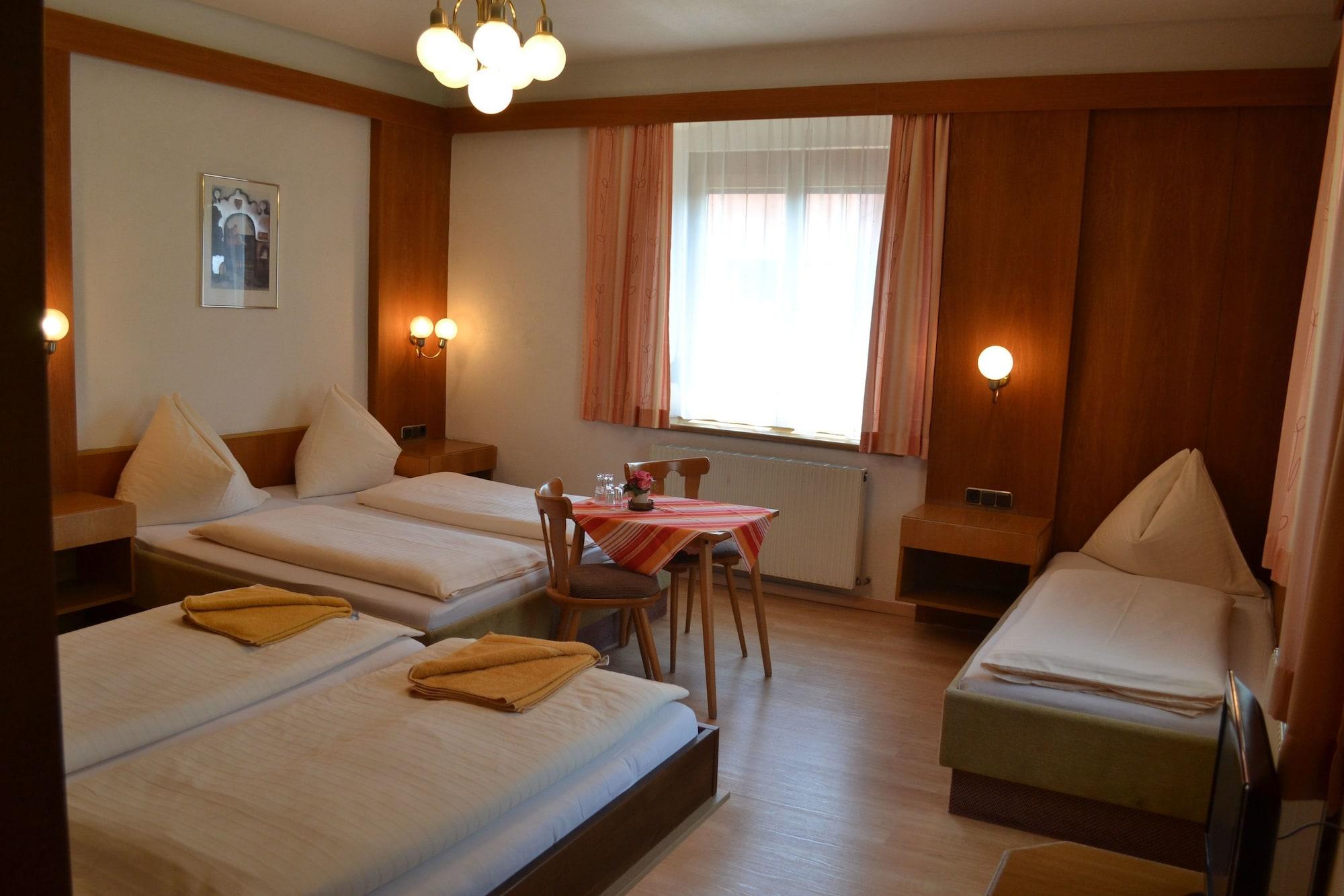 Tautermann Hotel 3*